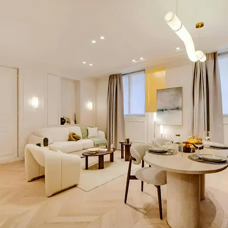 La Luna Sta Sorgendo Apartment *